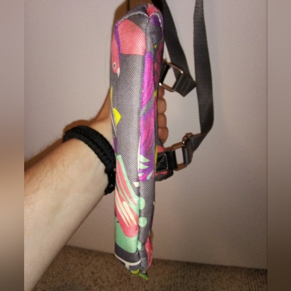 EUC Lily Bloom crossbody bag - Picture 6 of 9